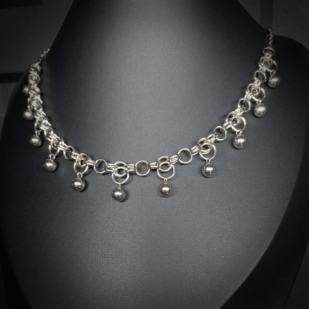 Collier Nightfall – Perles Obscures