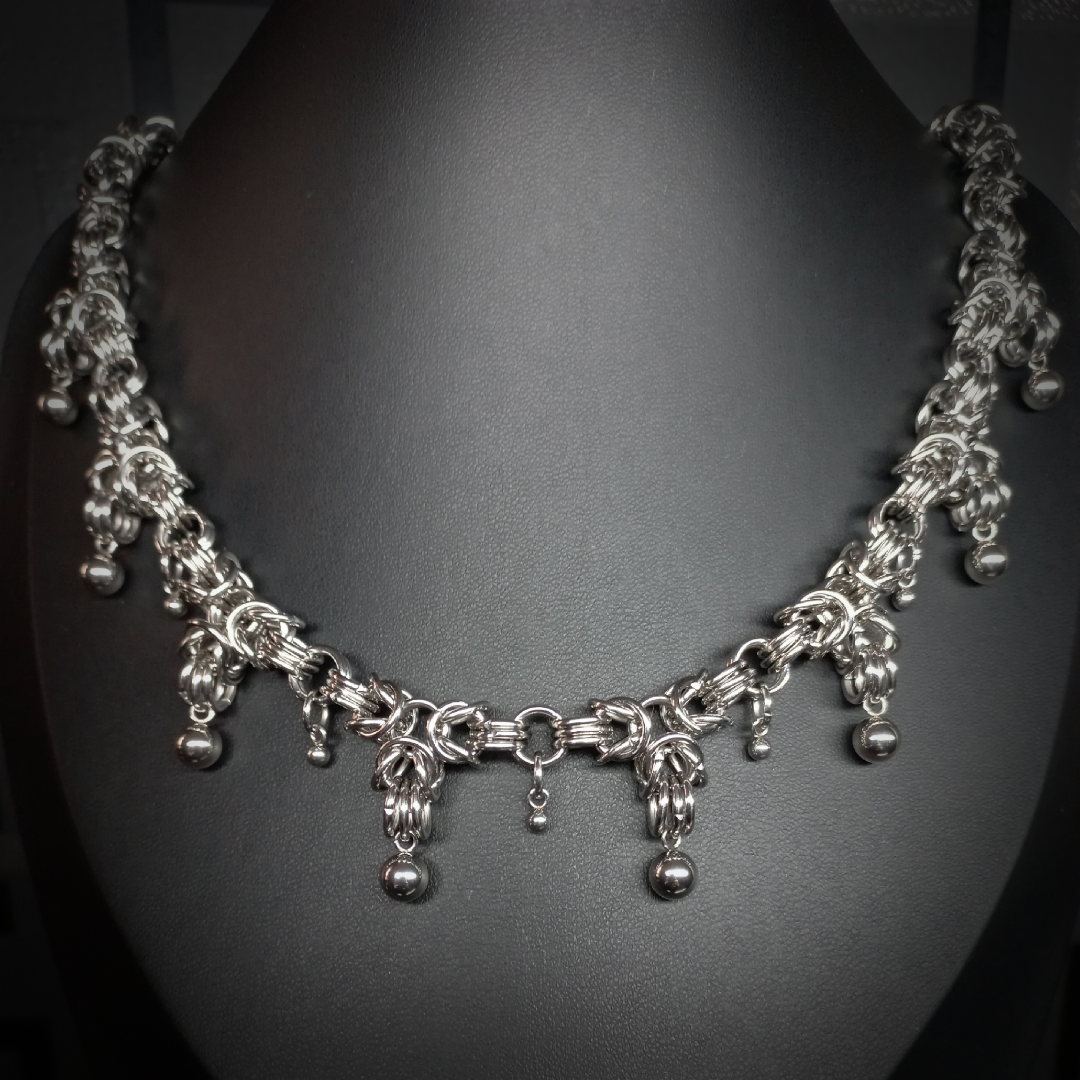 Collier Silent Empire