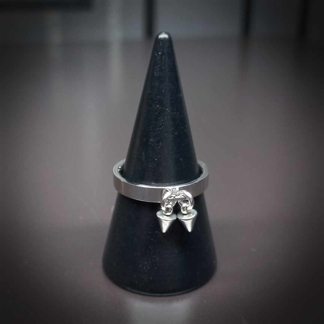 Bague à Pointes Pendantes