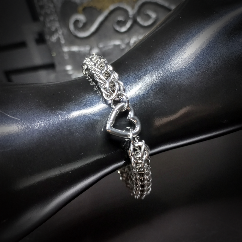 Eternal Heart Bracelet