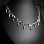 Collier Nightfall – Épines Éternelles