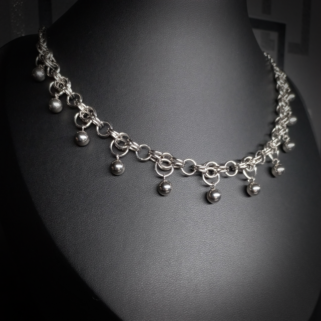 Collier Nightfall – Perles Obscures