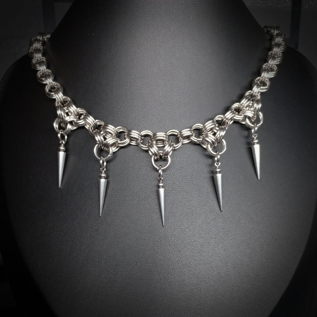 Collier Midnight – Épines de Minuit