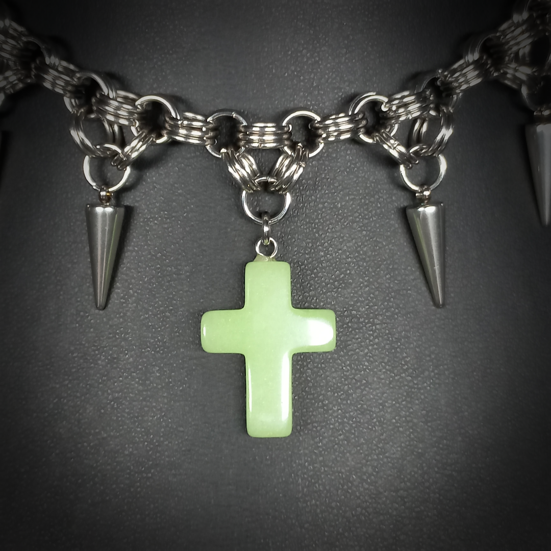 Collier Midnight – Lumen Crucis