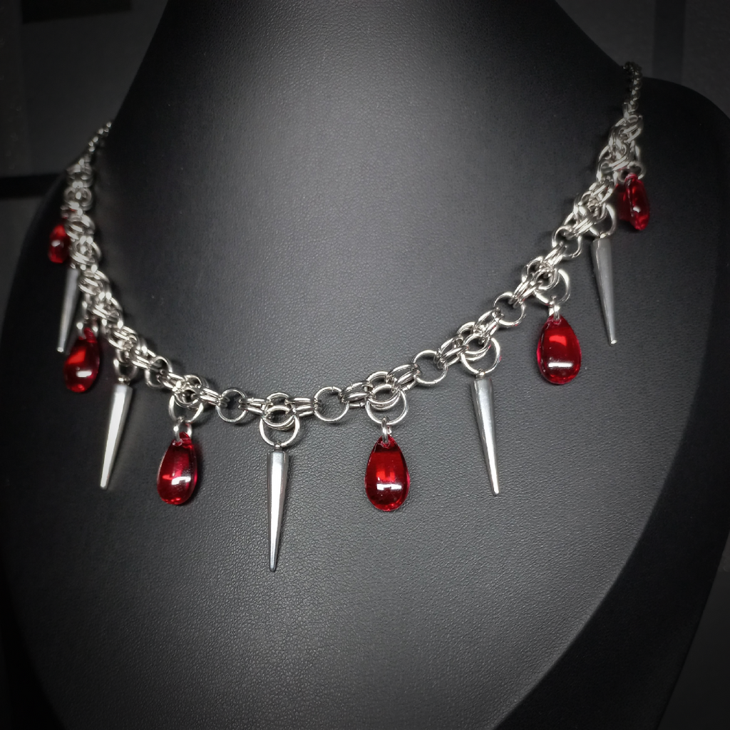 Collier Nightfall – Mailles Sanguines