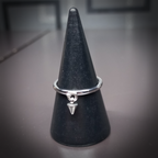 Bague à Pointe Pendante