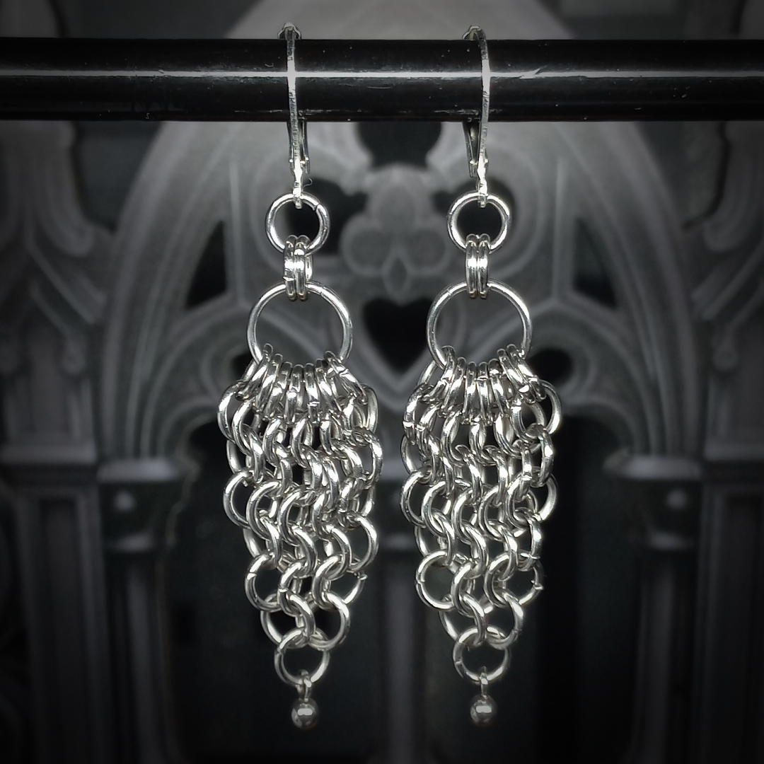 Boucles d’Oreilles en Cotte de Maille à Perle