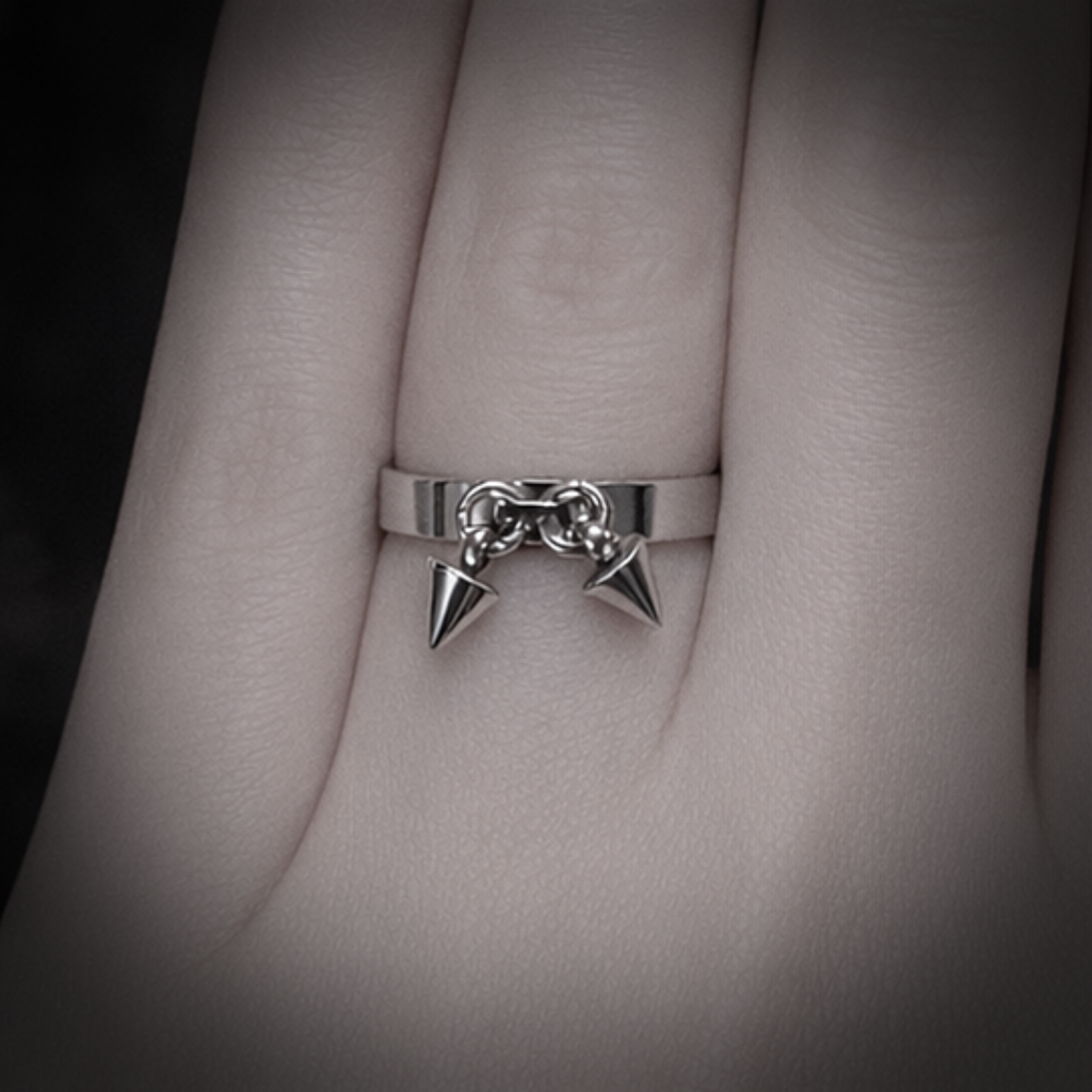 Bague à Pointes Pendantes
