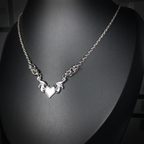 Collier Cœur Démoniaque Ailé